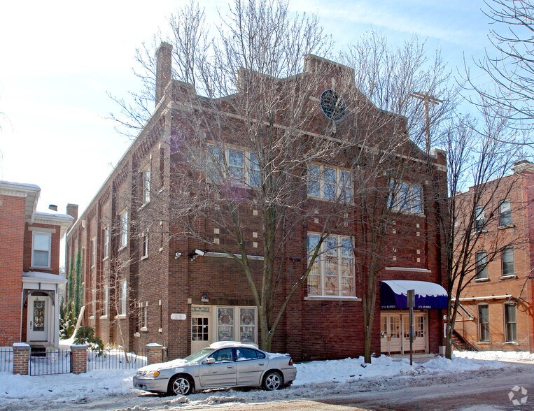 Primary Photo Of 27-29 E Russell St, Columbus Loft Creative Space For Lease