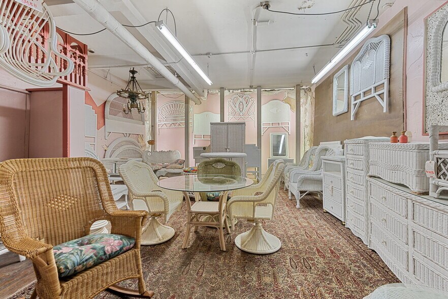 More Photos Of 730 W Hamilton St, Allentown Apartments For Sale