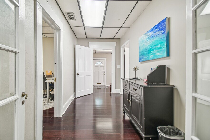 More Photos Of 304 S Westland Ave, Tampa Office Residential For Sale
