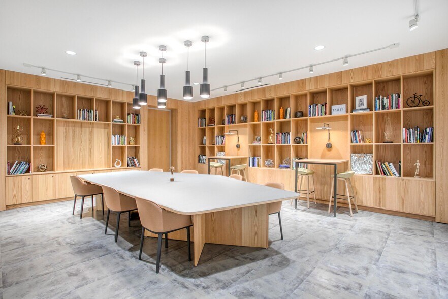 More Photos Of 222 2nd Ave S, Nashville Coworking Space