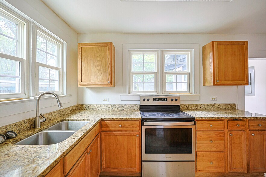 More Photos Of 1525 Larue Ave, Jacksonville Apartments For Sale