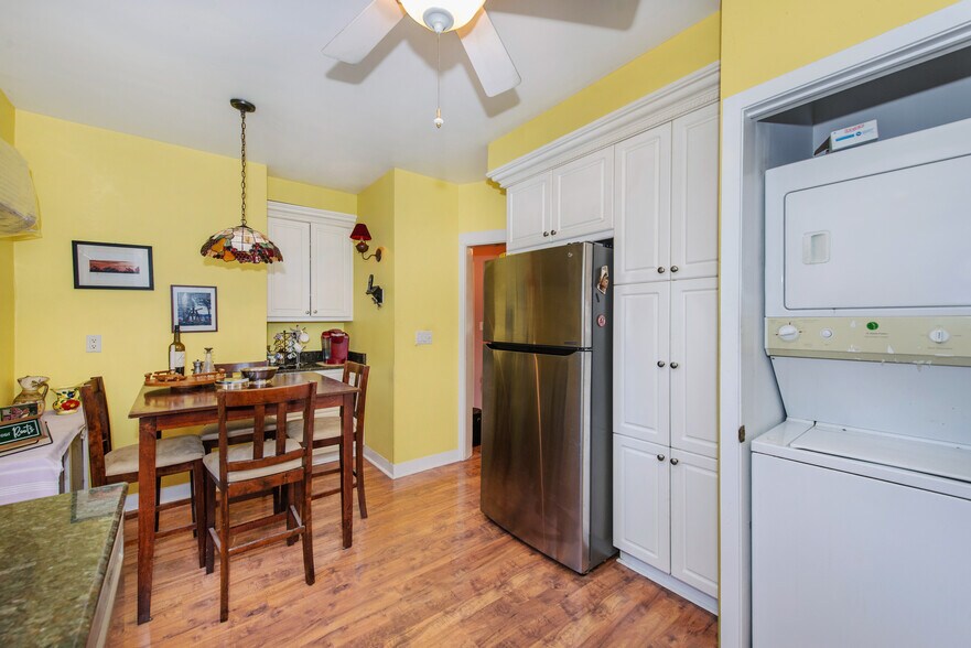 More Photos Of 209 S Maple Ave, Ridgewood Auto Repair For Sale