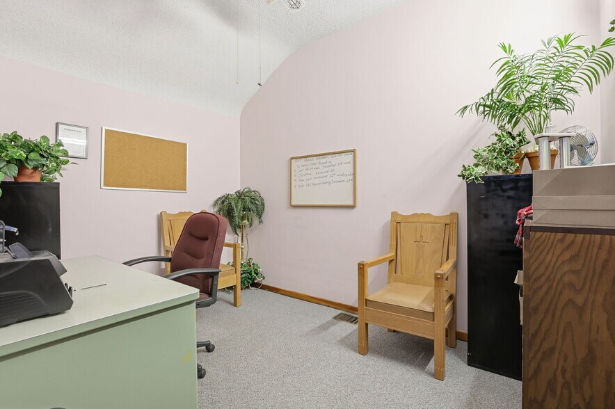 More Photos Of 768 S Broad St, Lancaster Religious Facility For Sale