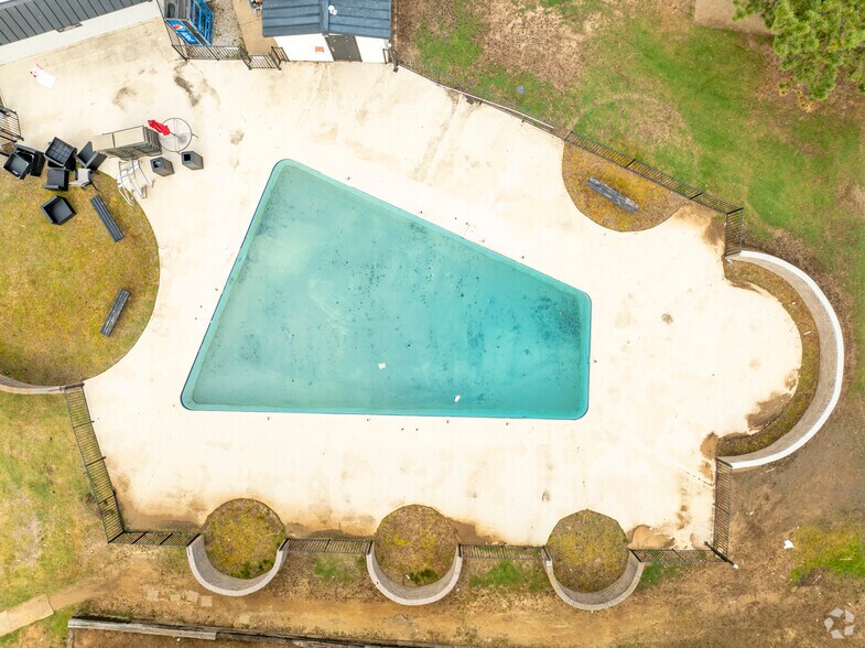 More Photos Of 11107 E Brady St, Tulsa Apartments For Sale