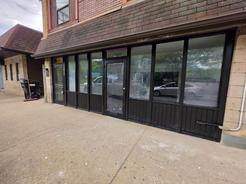 More Photos Of 1812 S Braddock Ave, Pittsburgh Apartments For Lease