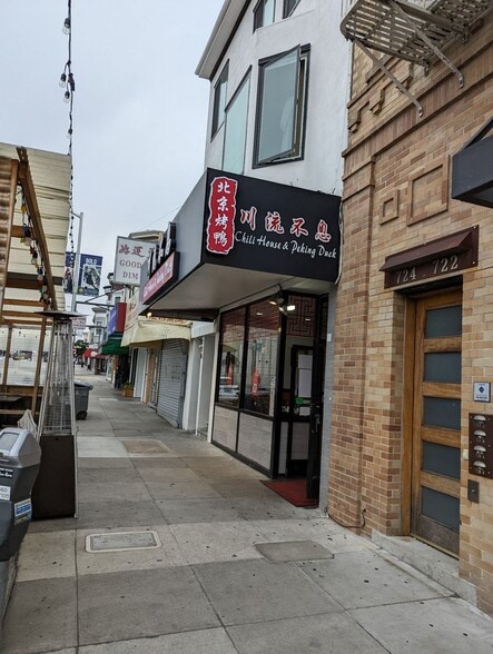 More Photos Of 726-728 Clement St, San Francisco Apartments For Lease