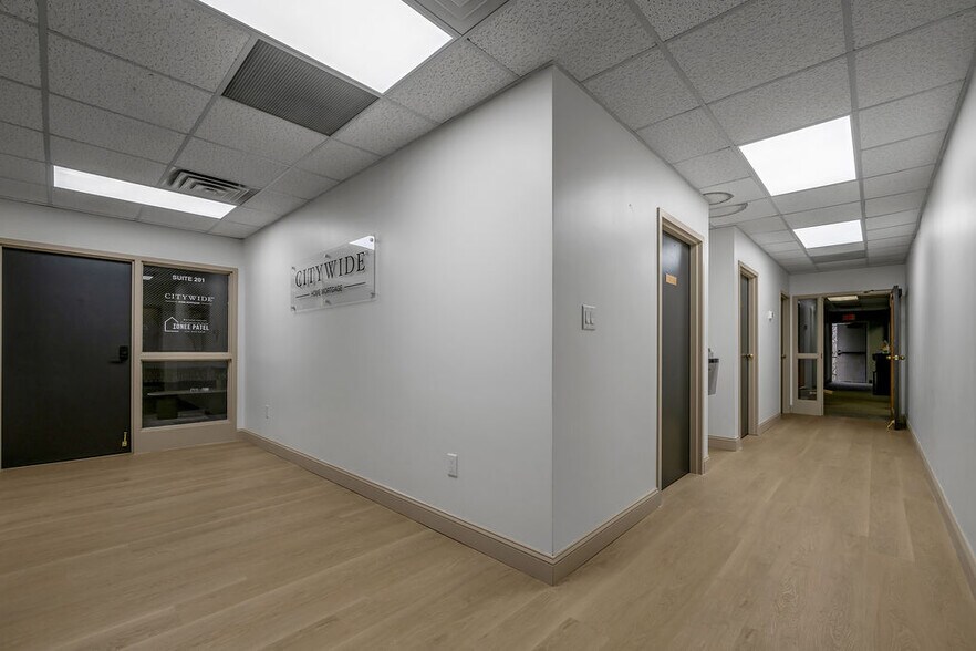 More Photos Of 2425 Regency Rd, Lexington Office For Sale