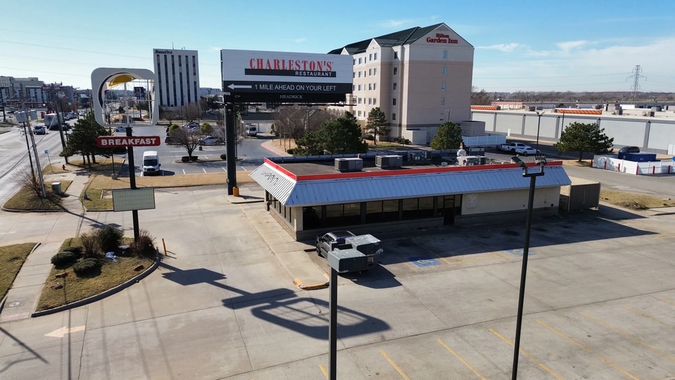 Primary Photo Of 721 S Meridian Ave, Oklahoma City Fast Food For Sale