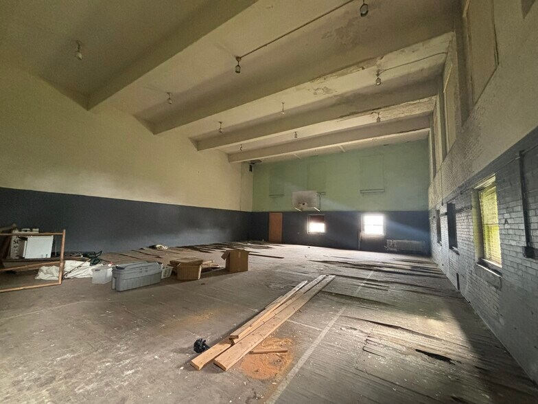 More Photos Of 215 Broadway St, Buffalo Office For Sale