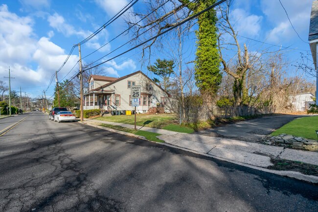 More Photos Of 1657 Pennington Rd, Ewing Apartments For Sale