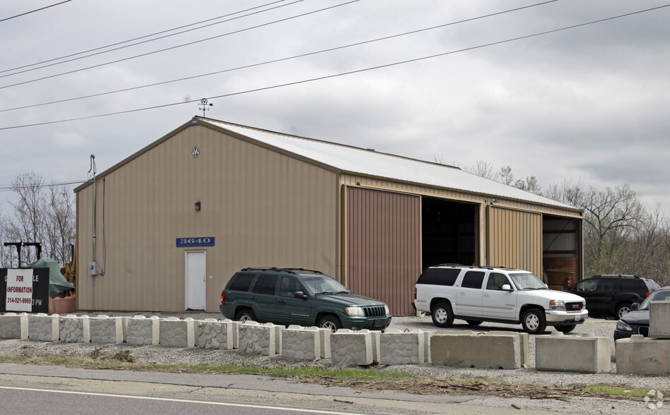 Primary Photo Of 3640 N Hwy 94, Saint Charles Warehouse For Sale