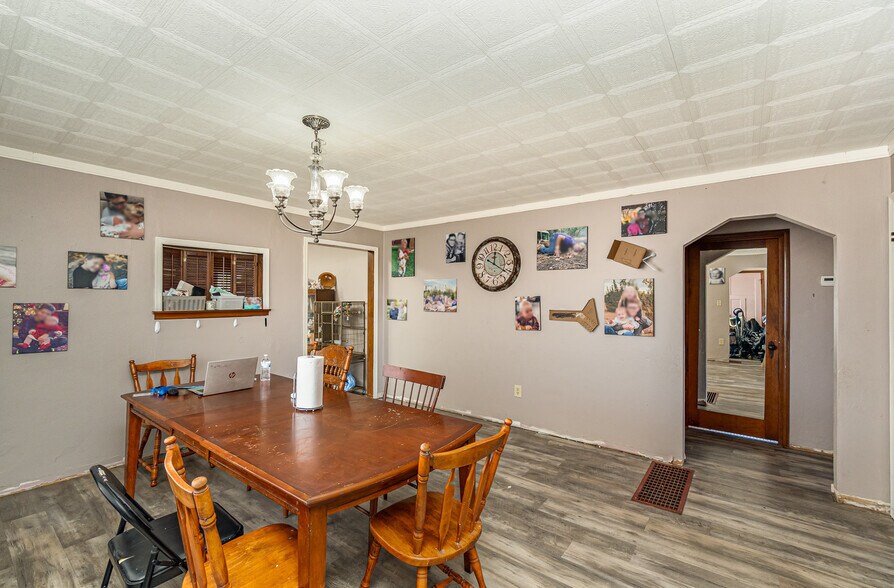 More Photos Of 7195 Singer Rd, Dayton Horse Stables For Sale