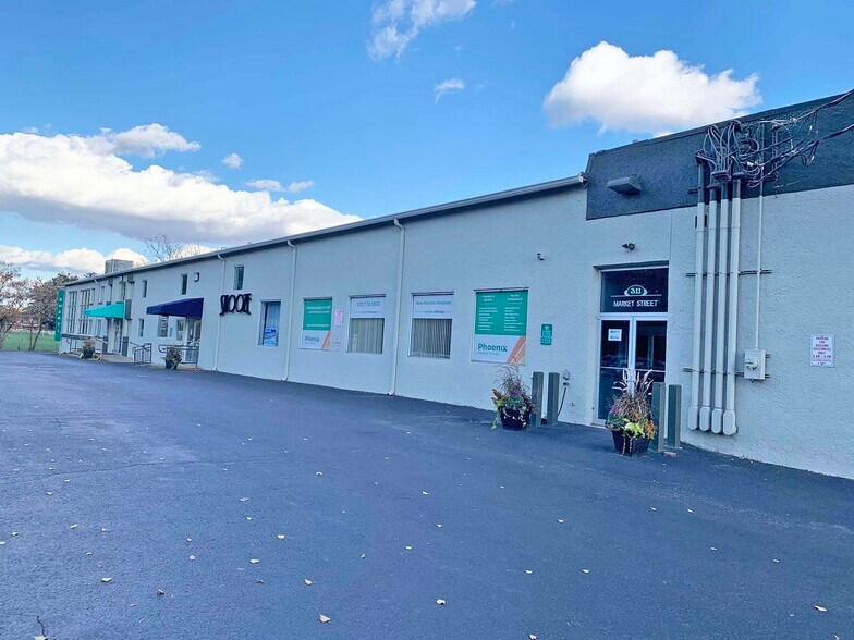 More Photos Of 311 Market St, Kingston Storefront Retail Office For Lease