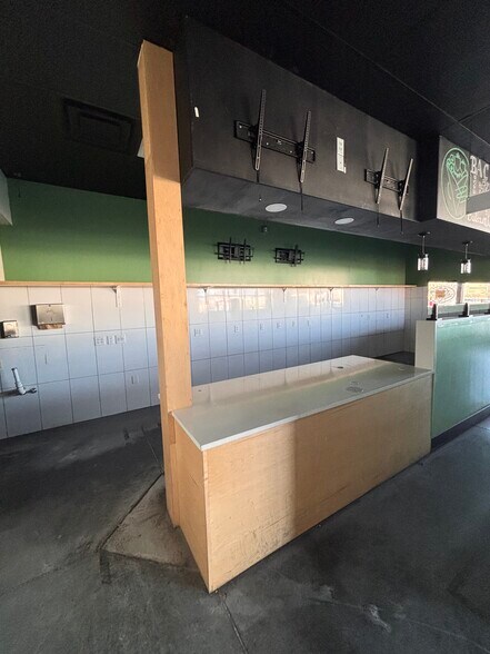 More Photos Of 1066-1090 N Main St, Spanish Fork Unknown For Lease