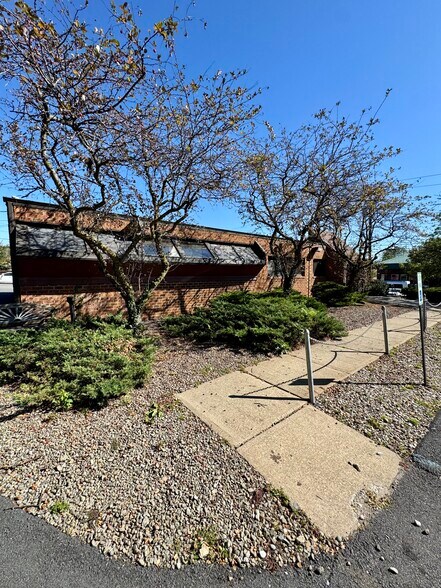 More Photos Of 397 N 9th Ave, Scranton Medical For Sale
