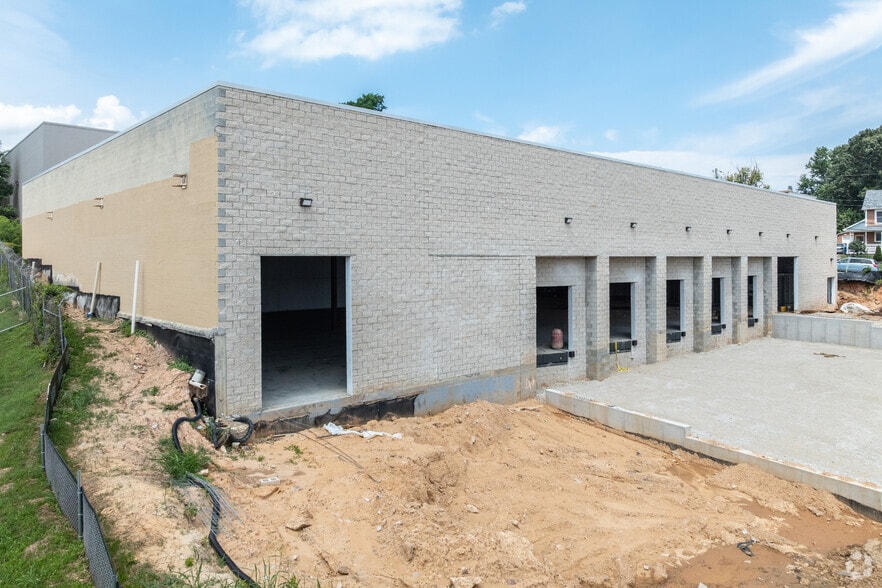 Primary Photo Of 902 Iris Ave, Baltimore Warehouse For Lease