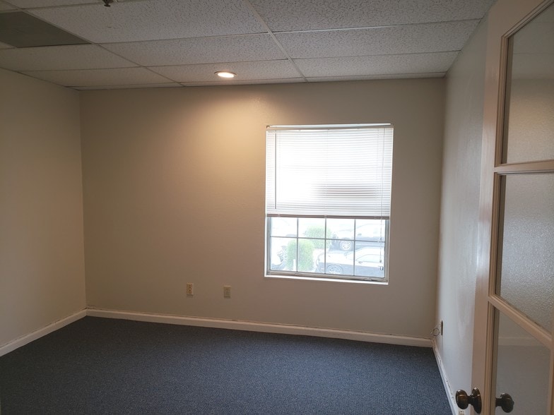 More Photos Of 1090 Adams St, Benicia Loft Creative Space For Lease