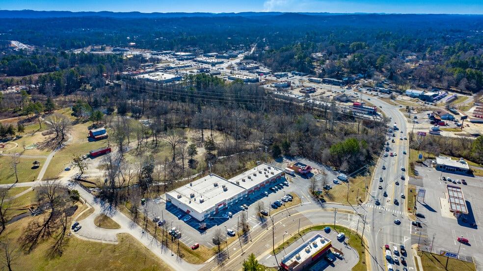 More Photos Of 1414 Jenkins Rd, Chattanooga Storefront For Lease
