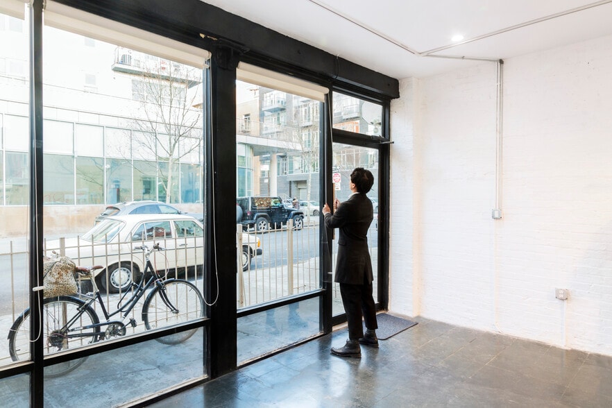 More Photos Of 58 Ainslie St, Brooklyn Freestanding For Lease