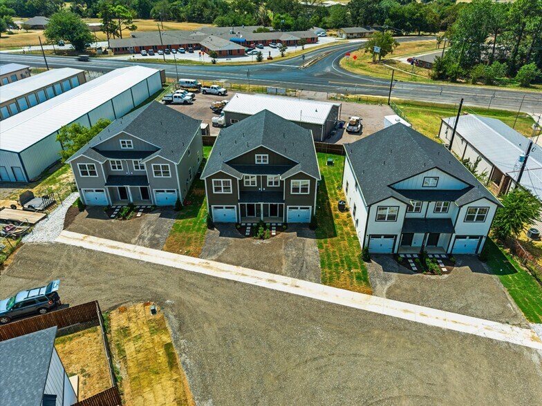 More Photos Of 1306 Country Rd, Whitesboro Apartments For Sale