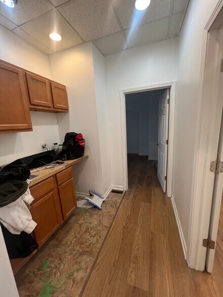 More Photos Of 43 E 119th Pl, Chicago Office For Lease