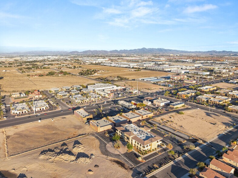 More Photos Of 6007-6045 S Rainbow Blvd, Las Vegas Unknown For Lease
