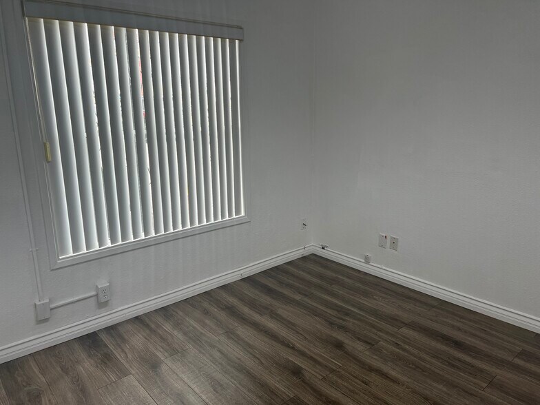 More Photos Of 1051 N Citrus Ave, Covina Freestanding For Sale