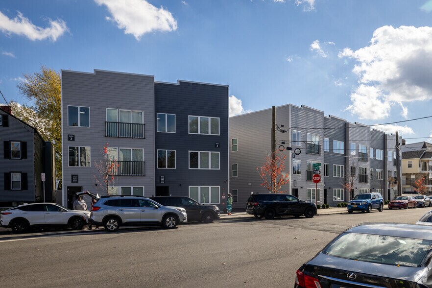 More Photos Of 746-758 South 14th St, Newark Apartments For Sale
