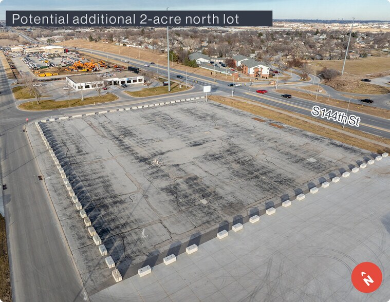 More Photos Of 9203 S 145th St, Omaha Auto Dealership For Lease