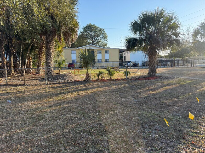 More Photos Of 2013 Jammes Rd, Jacksonville Land For Lease