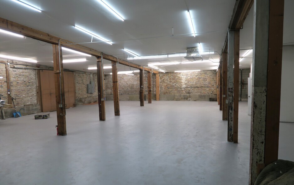 More Photos Of 8980 W Magna Main St, Magna Storefront Retail Office For Sale