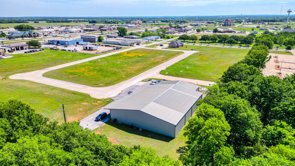 More Photos Of 301 Center Court Dr, Bridgeport Warehouse For Sale