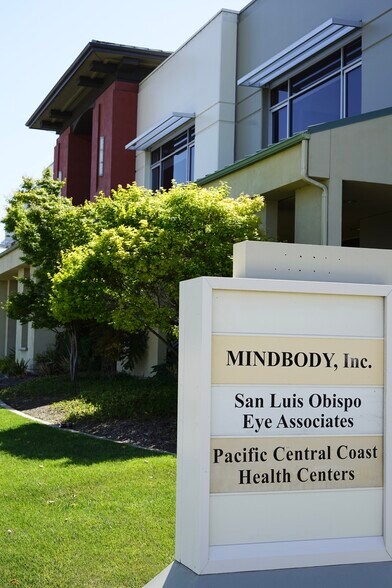 More Photos Of 689 Tank Farm Rd, San Luis Obispo Loft Creative Space For Lease