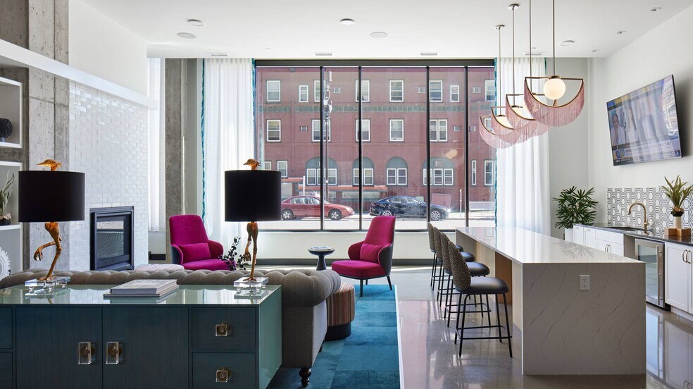 More Photos Of 615 S 8th St, Minneapolis Apartments For Lease