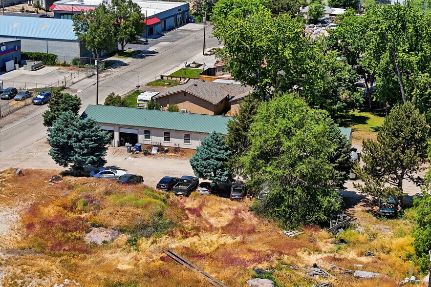 More Photos Of 200 E 46th Pl, Garden City Land For Sale