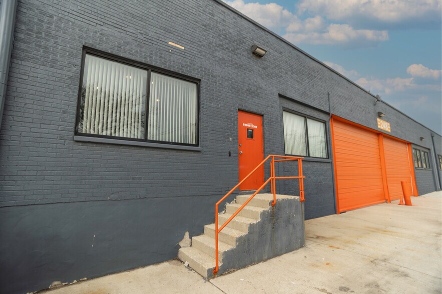 More Photos Of 248 N Leavitt St, Chicago Loft Creative Space For Lease