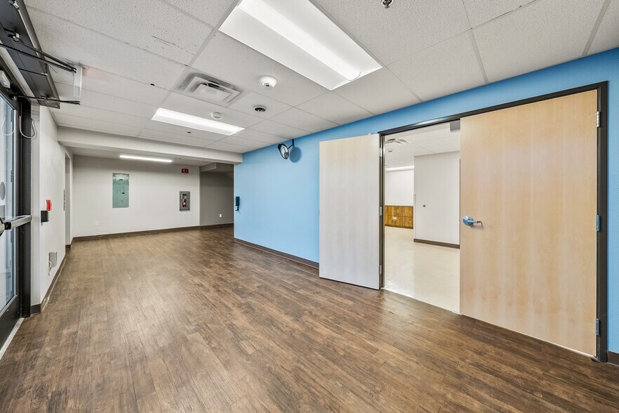 More Photos Of 2166 NW Vine St, Grants Pass Medical For Sale