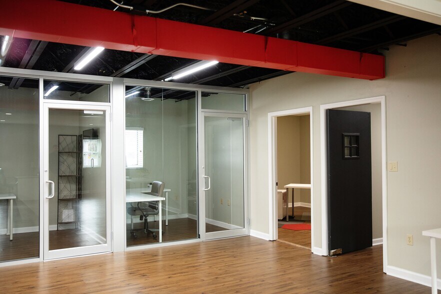 More Photos Of 223 W Carolina St, Tallahassee Office For Sale