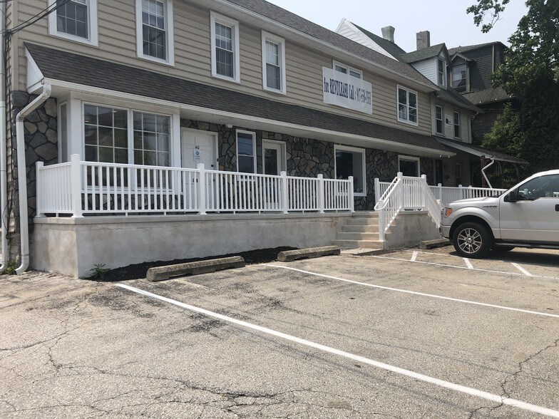 More Photos Of 40 Darby Rd, Paoli Medical For Lease