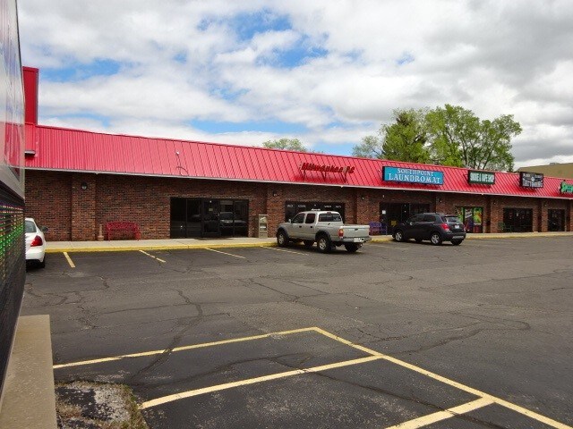 More Photos Of 2501 Church St, Stevens Point General Retail For Lease