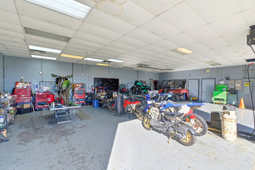 More Photos Of 1538 Park Ave, Chico General Retail For Sale