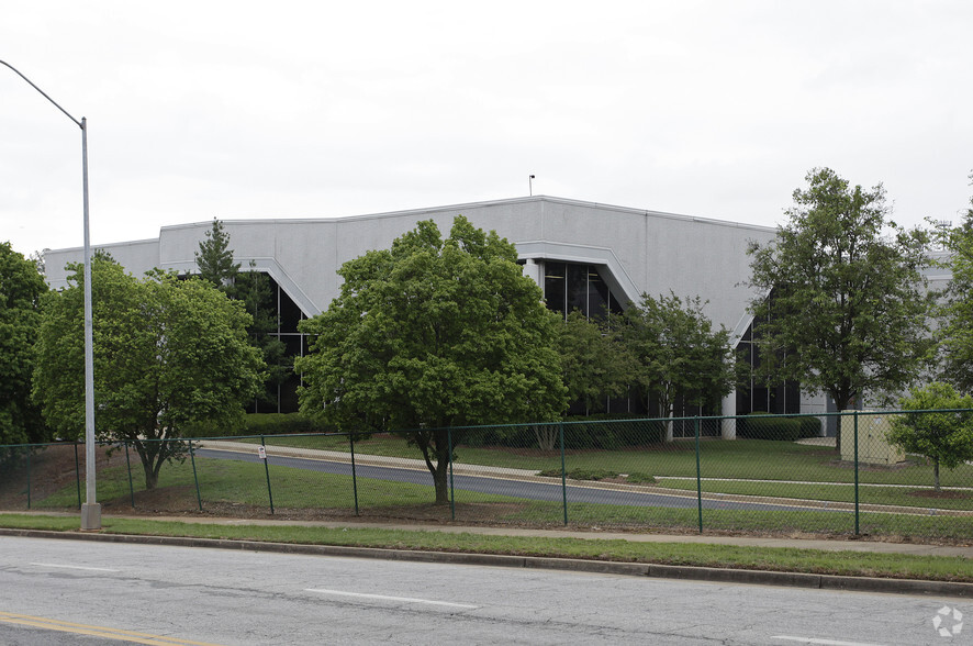 Primary Photo Of 3760 Southside Industrial Pky, Atlanta Warehouse For Lease