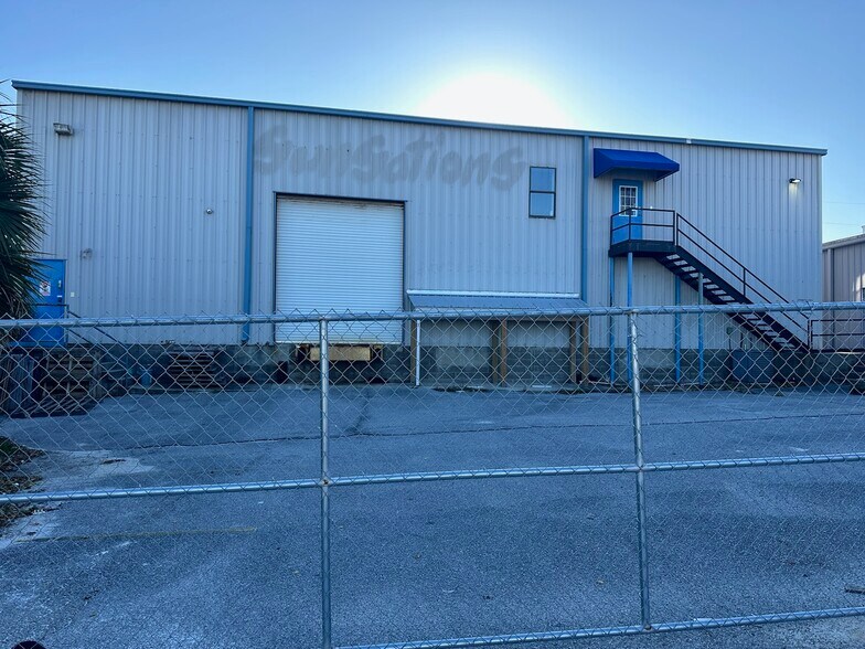 More Photos Of 12400 Front Beach Rd, Panama City Beach Light Distribution For Lease