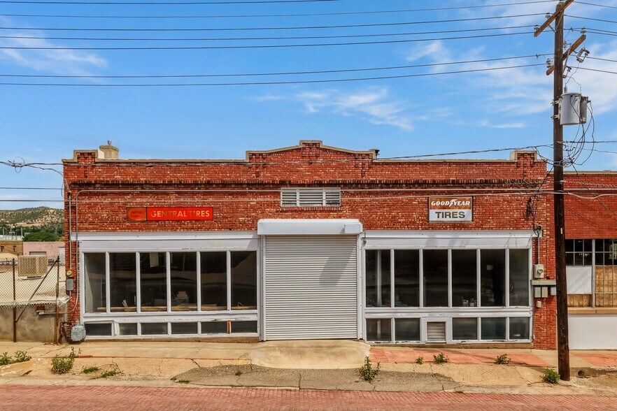 More Photos Of 422-426 E Main St, Trinidad Auto Dealership For Sale