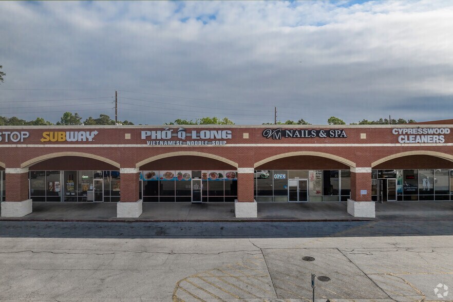 More Photos Of 10010 Cypresswood Dr, Houston Unknown For Lease