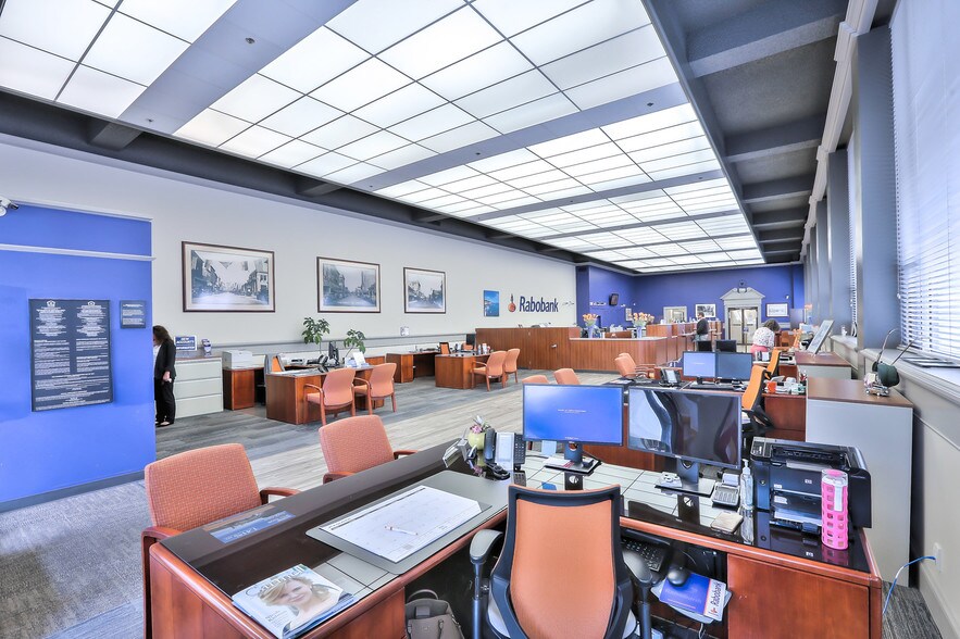 More Photos Of 439 Alvarado St, Monterey Bank For Lease