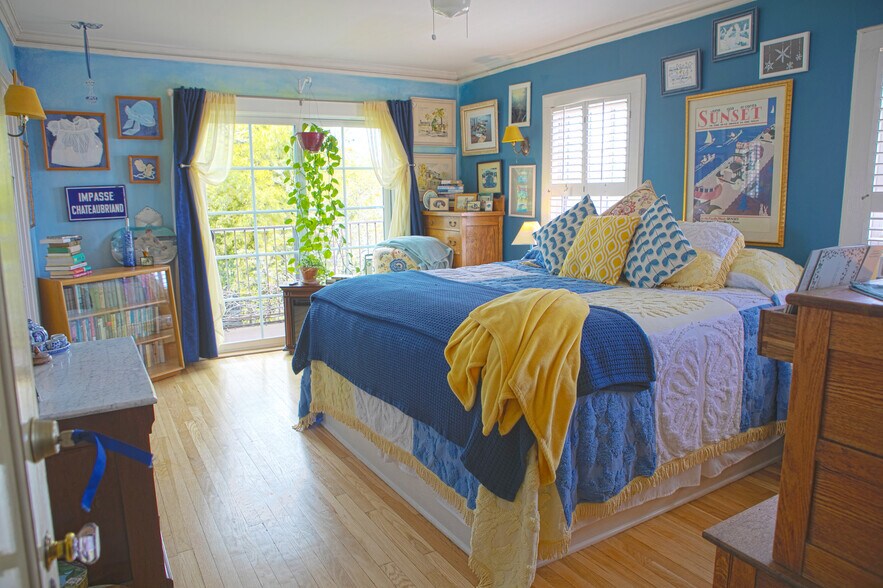 More Photos Of 100 Hill St, Jerome Hospitality For Sale