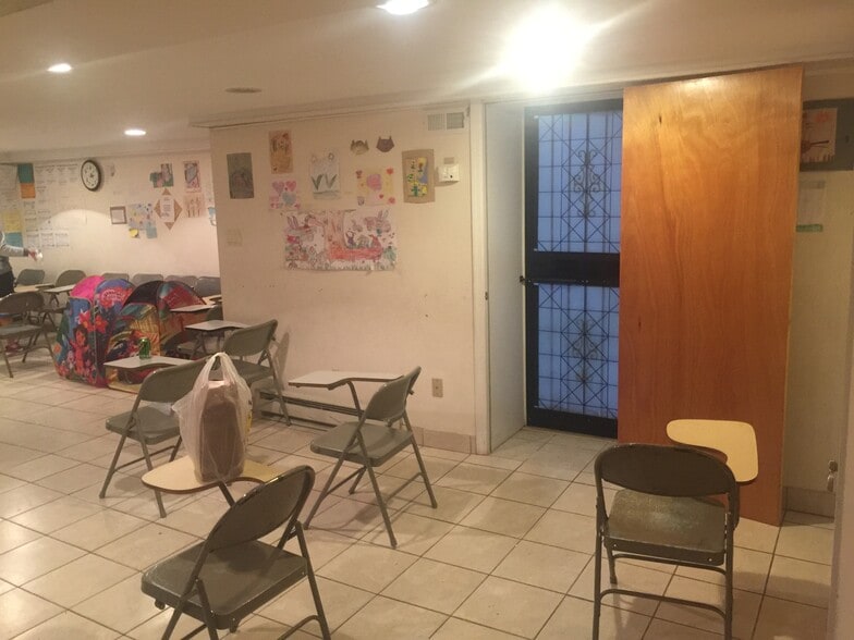 More Photos Of 4605 30th Ave, Astoria Apartments For Lease