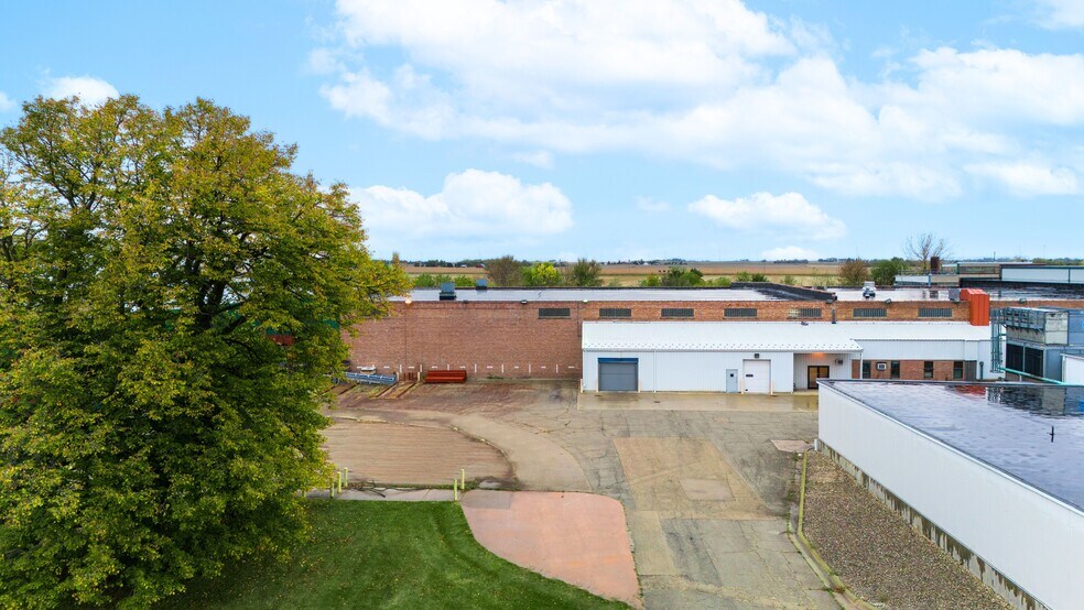 More Photos Of 347 N 43rd Rd, Mendota Food Processing For Lease