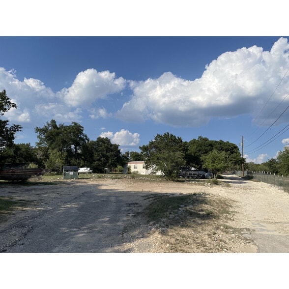 Primary Photo Of 4747 Eck Ln, Austin Manufactured Housing Mobile Home Park For Sale